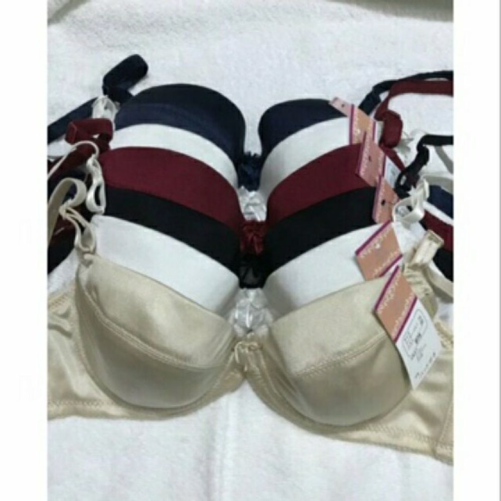 Áo ngực Lovely trơncó gọng không mút