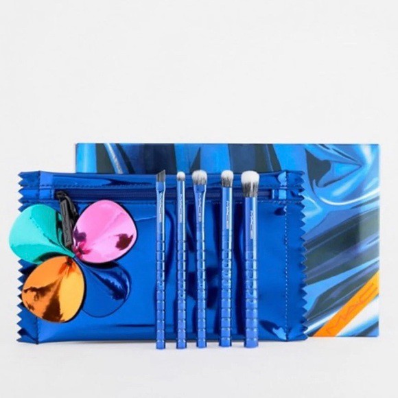 Bộ cọ trang điểm mắt - mac - shiny pretty things brush party - advanced eyes