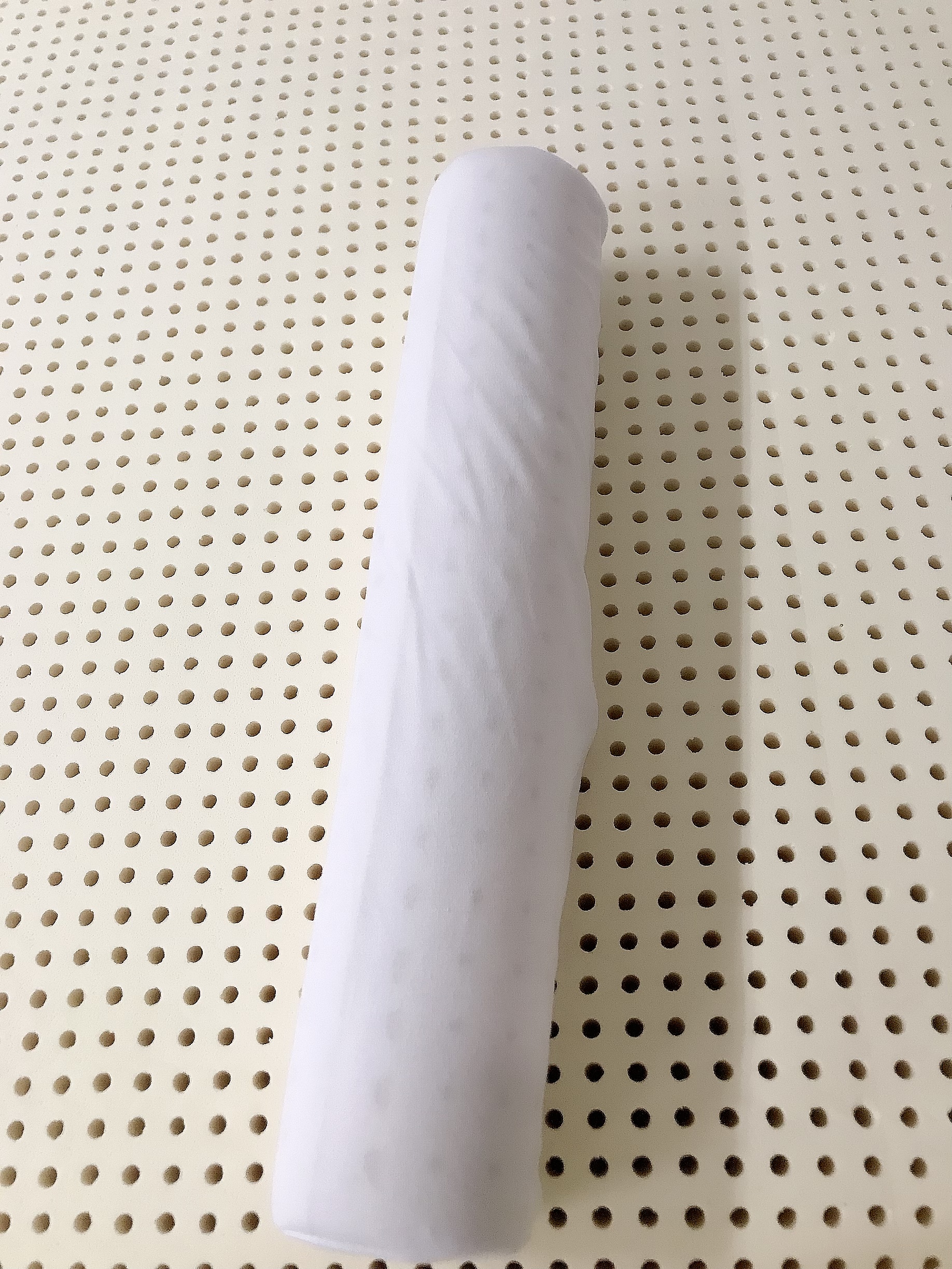 Gối ôm cho bé cao su bolster liên á 10cm x 52cm x 10cm
