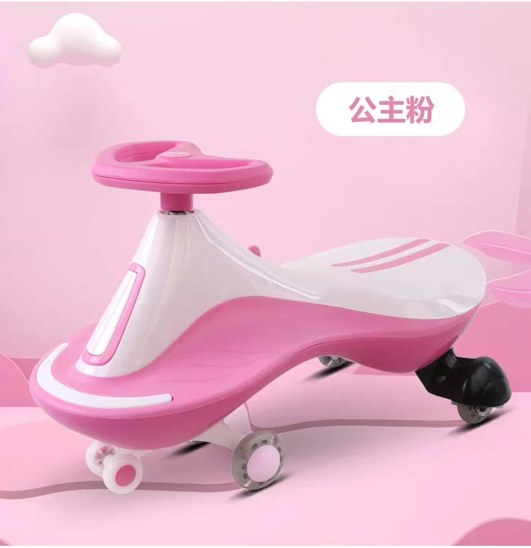 Xe lắc 8002 màu hồng có đèn và nhạc