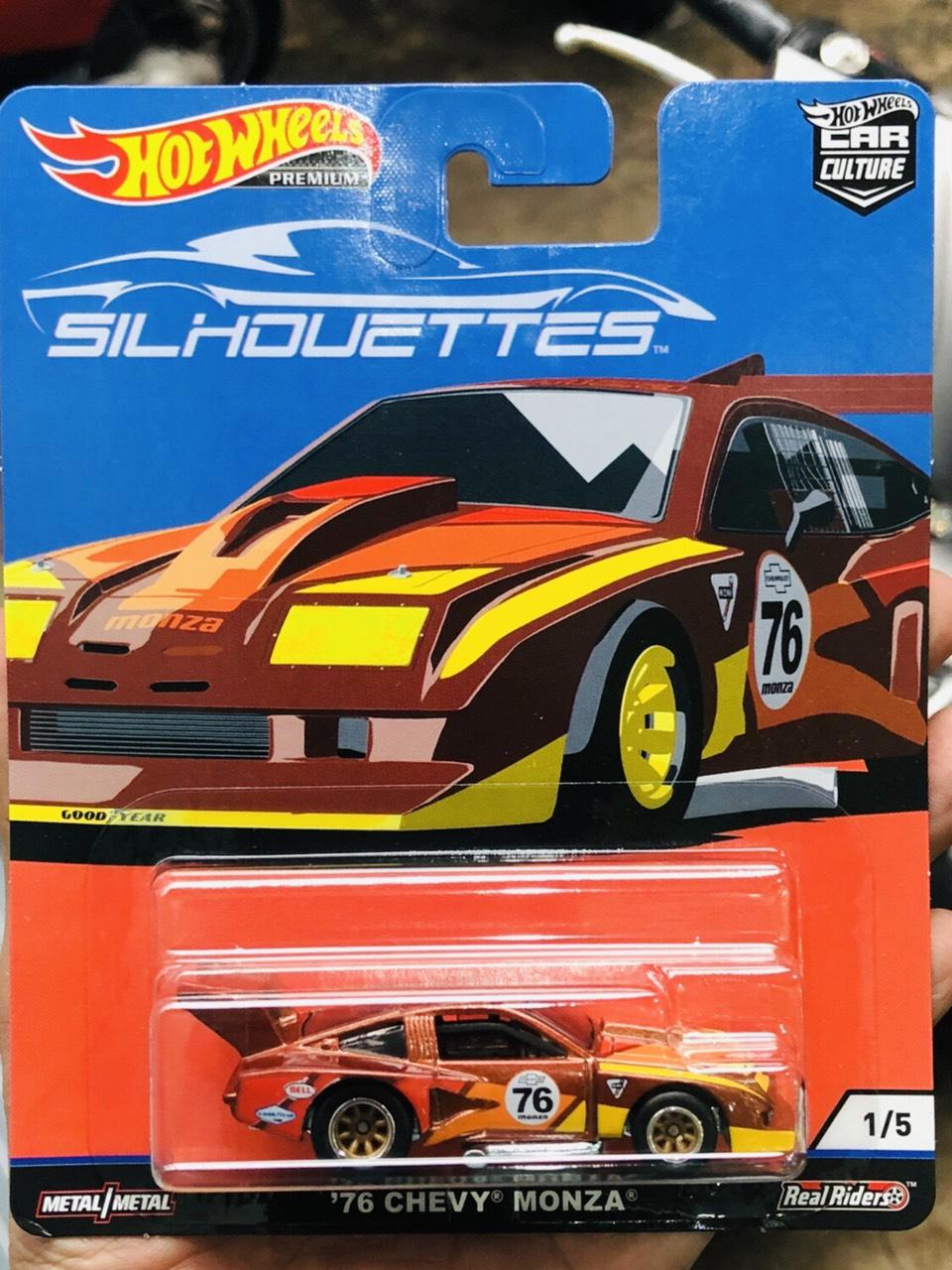 Xe mô hình hot wheels 1:64 76 chevy monza