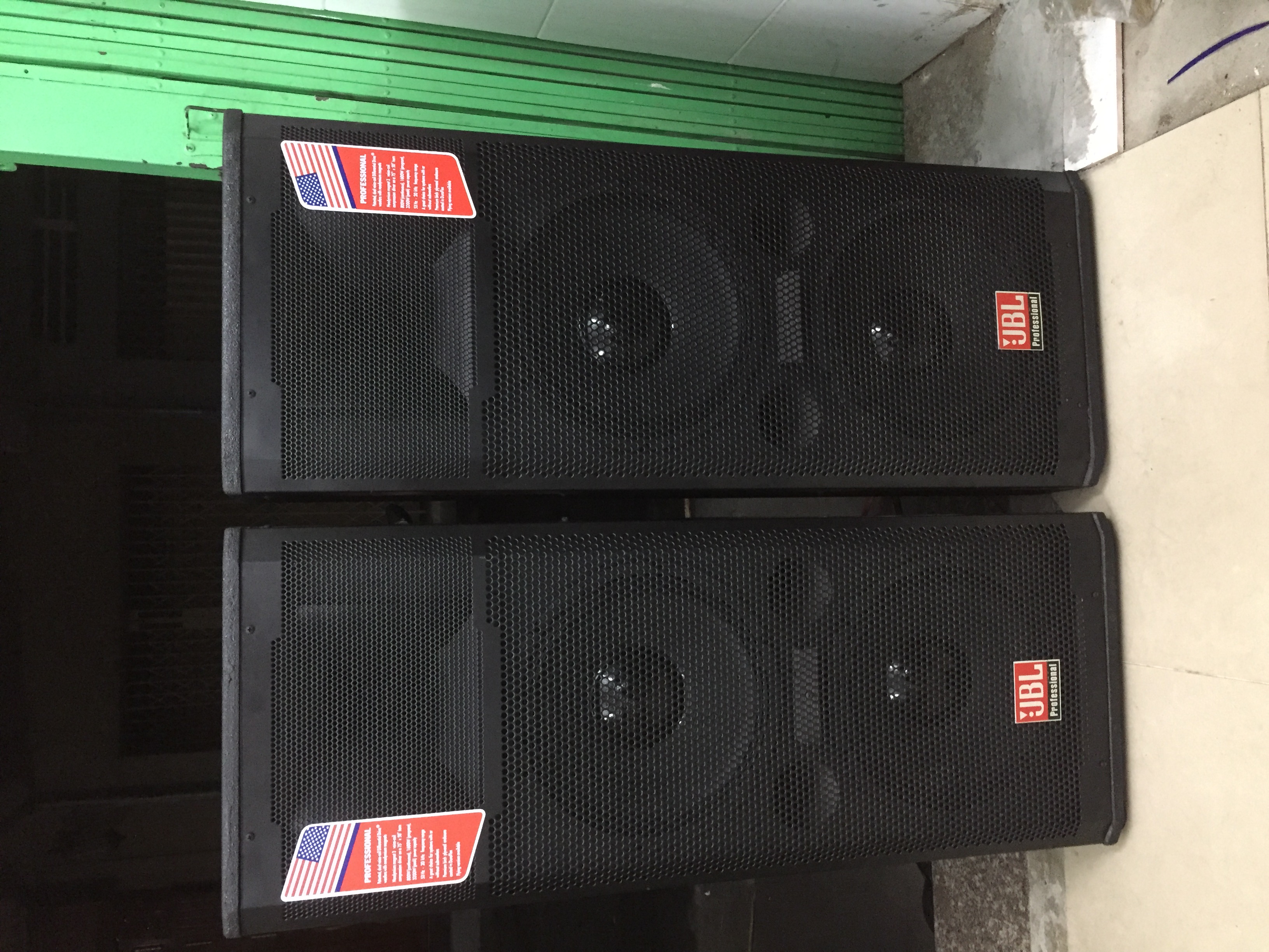 LOA JBL BASS 30 ĐÔI CHƠI NGOÀI TRỜI ĐÁNH NHƯ BOM