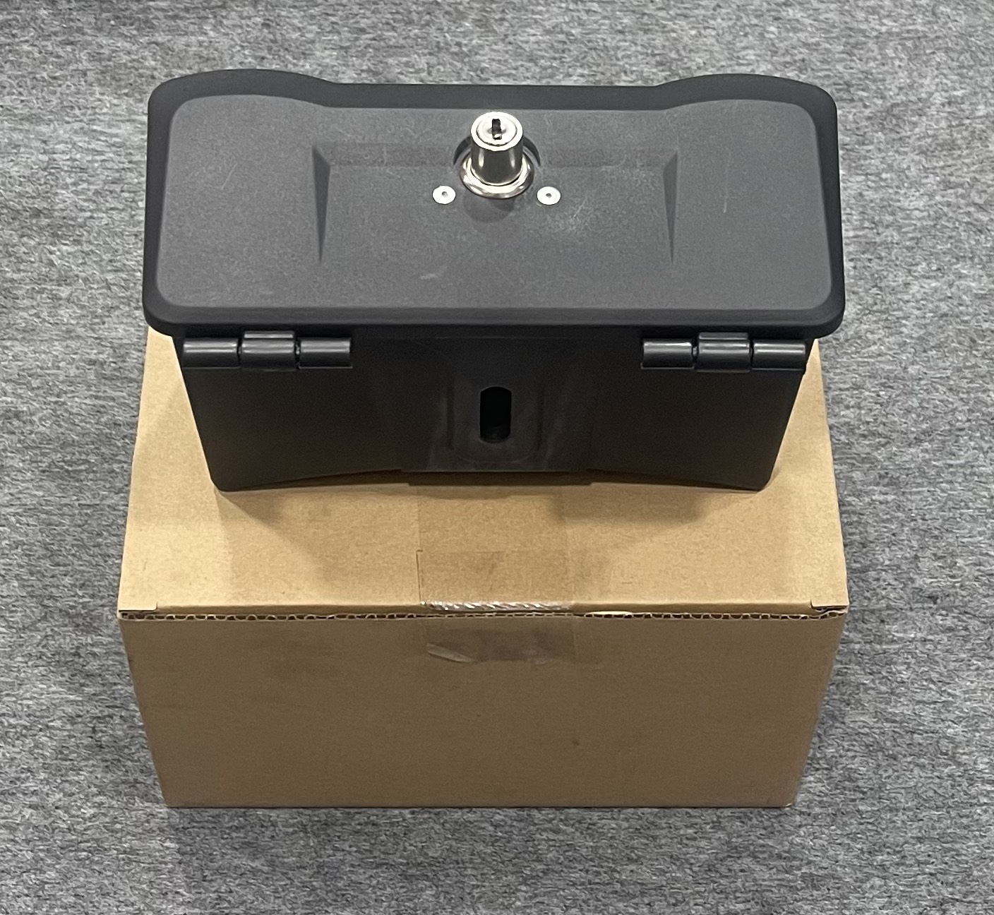 Hộc đựng đồ cho xe winner , winner v2 ,ex 135 . ex150 , air blade