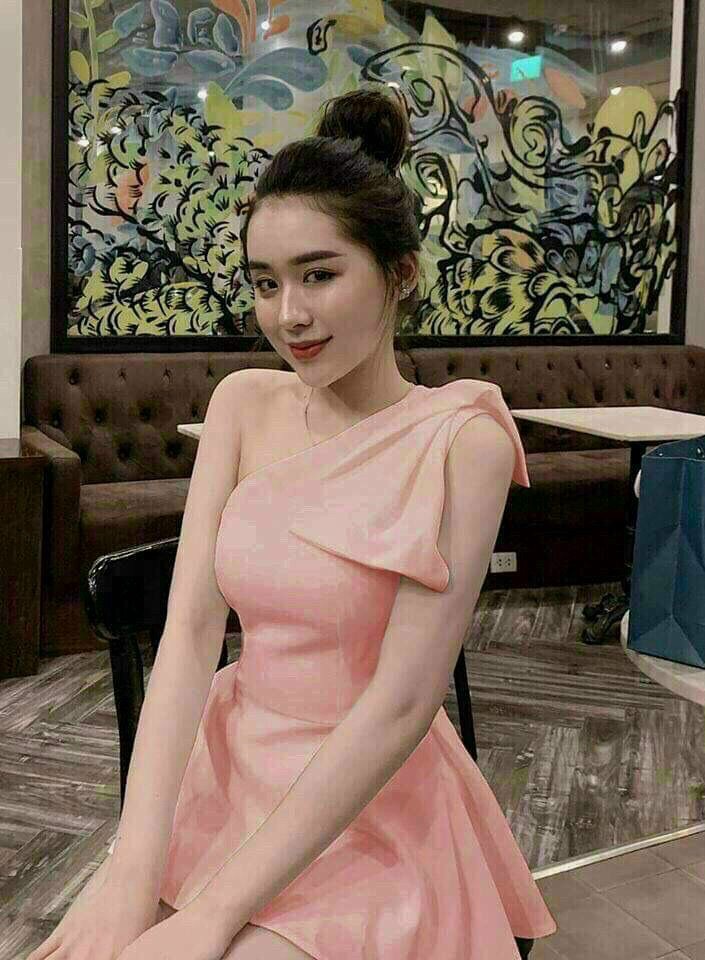 Sét bộ nữ áo lệch vai nơ kèm quần đùi