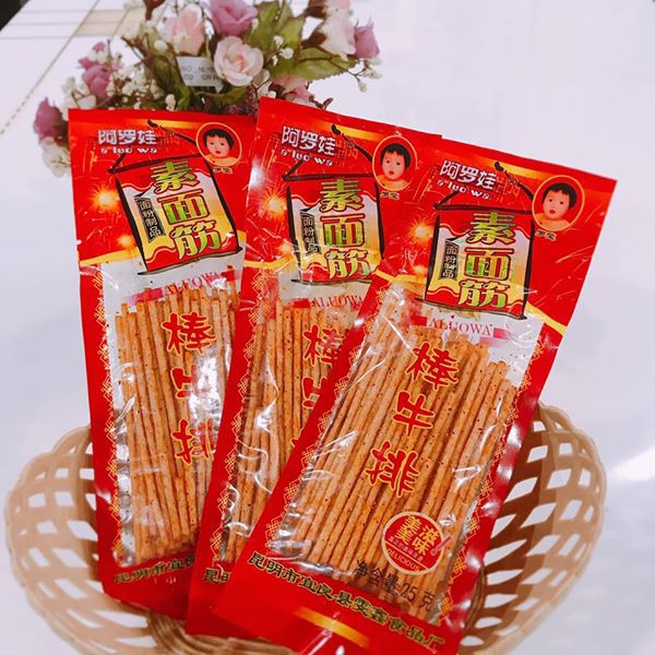 Tăm cay đỏ - món ăn vặt hot hit tuổi thơ - ăn vặt cay cay