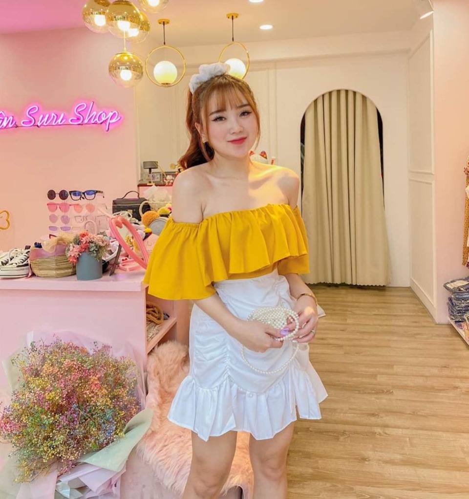 [HCM] Sét Bộ Áo Trễ Vai Nhúm Bèo Hai Lớp Phối Chân Váy Xòe Đuôi Cá ( Có Lót )