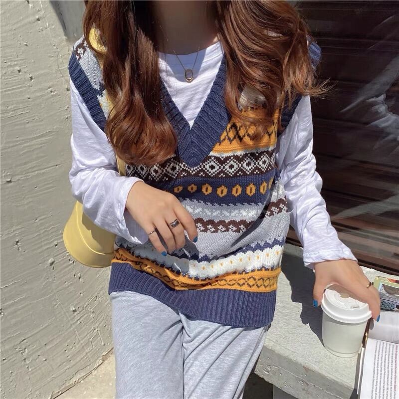 [LAZFLEX1 giảm 30K/149K] Áo ghile len cổ V họa tiết thổ Cẩm phong cách Hàn Quốc