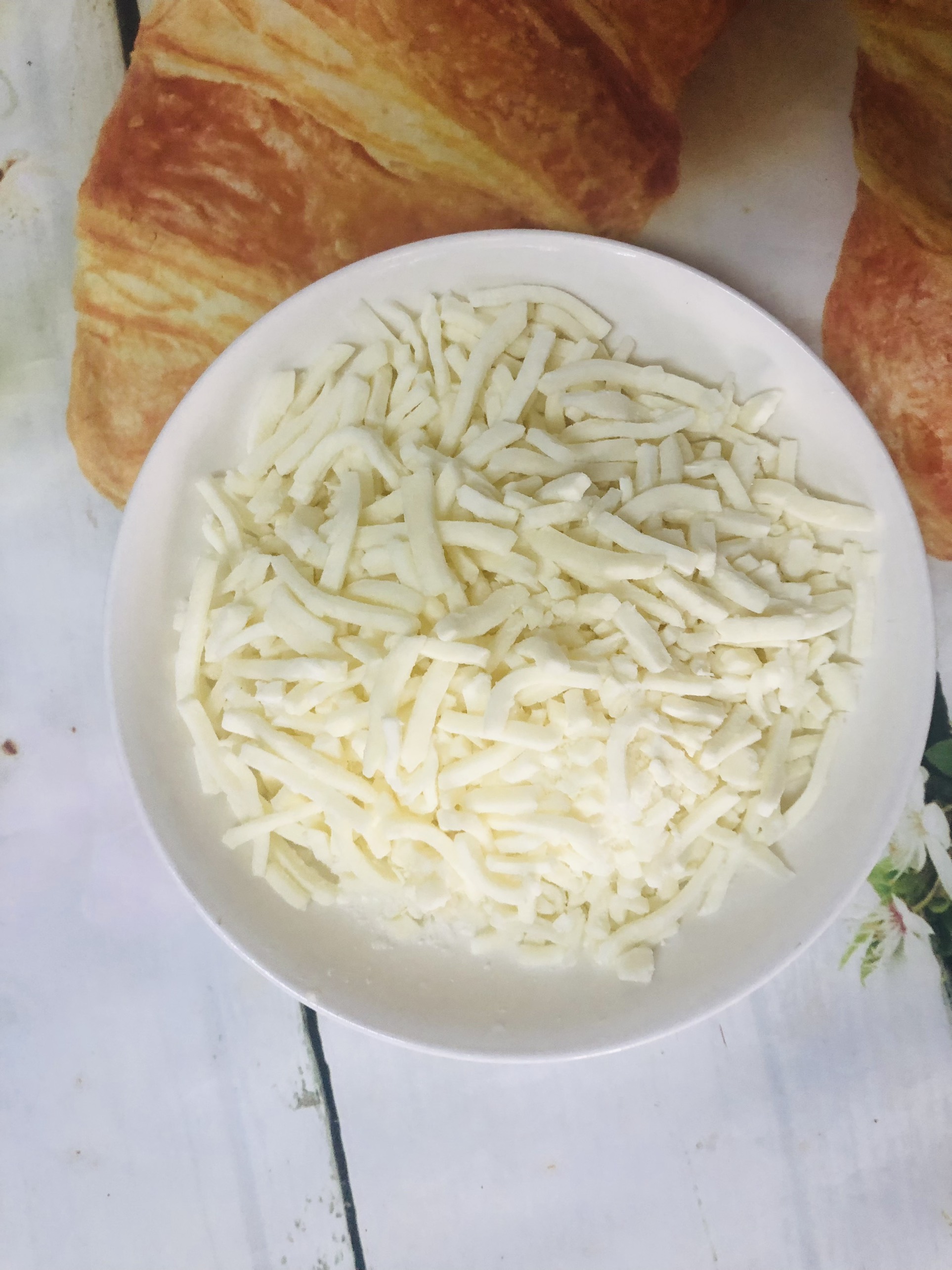 bao 2kg phô mai Mozzarella bào sợi thơm ngon nhập khẩu Anh
