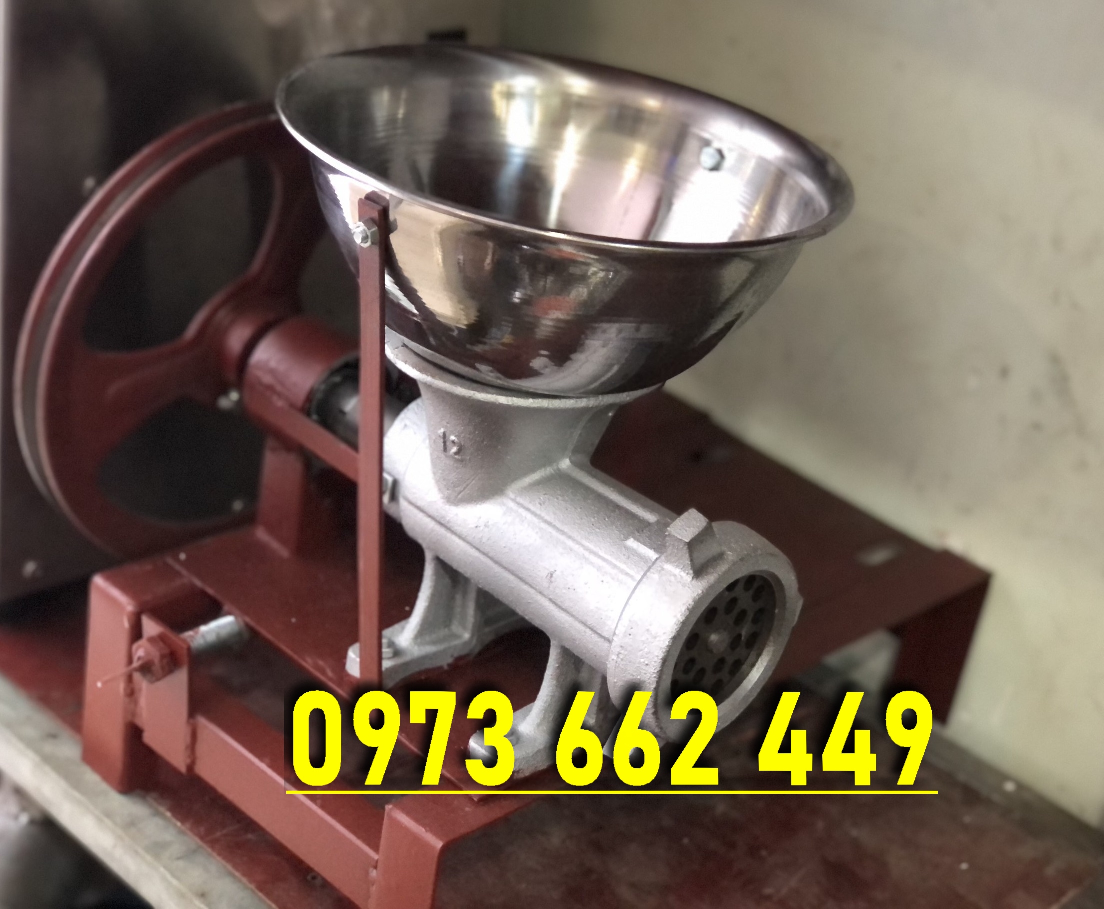 Máy ép cám viên.Cối đùn cám.Cối xay đùn sụn, xương, thịt, cua, ốc