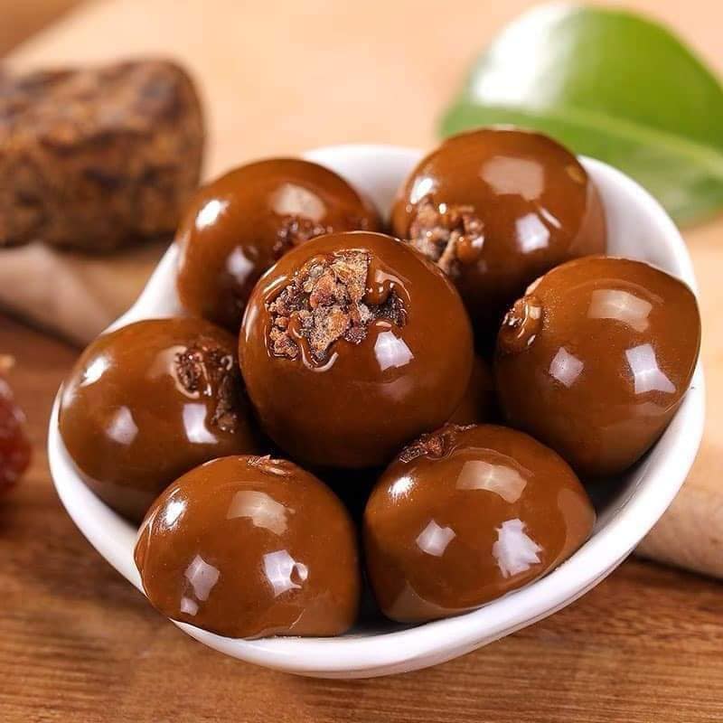 Kẹo Đường đen xí muội ( gói 300g ,mỗi viên đóng gói độc lập ,rất tiện ăn nhé , chua chua ngọt ngọt ă