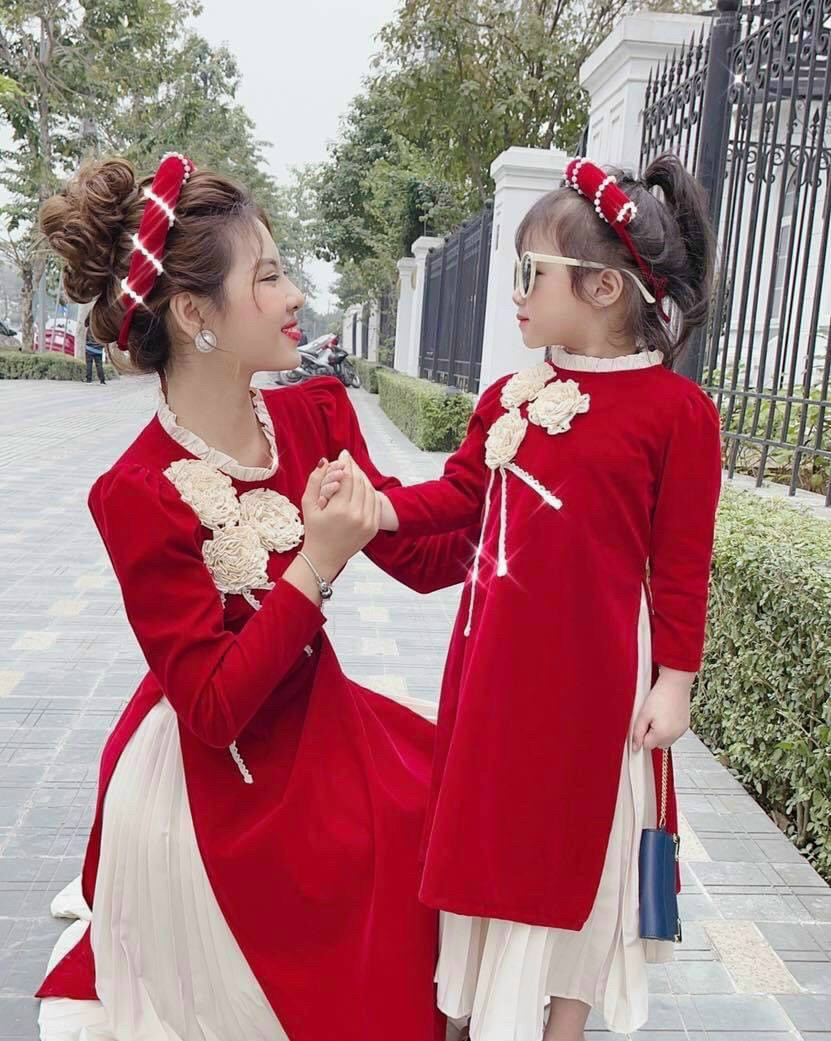 [HCM]Áo dài mẹ và bé mẫu mới cực sang xinh xịn sò cho Tết này ( không kèm mấn nha khách)