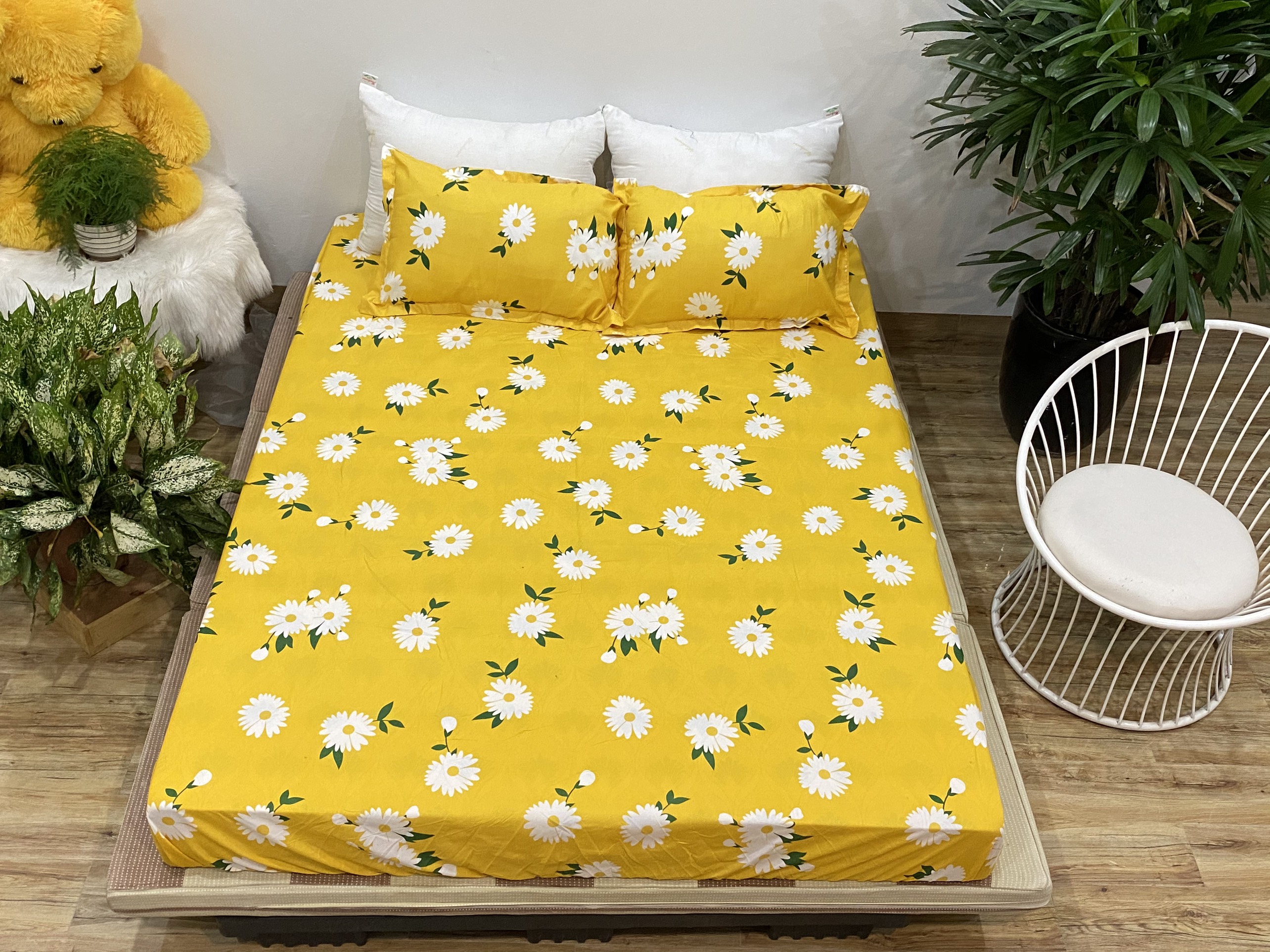Set Ga Gối 4 Món Nhiều Mẫu Họa Tiết Siêu Đẹp ( Gồm 1 ga bo chun, 2 vỏ gối nằm, 1 vỏ gối ôm )