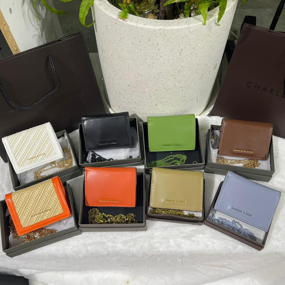 Ví nữ kèm dây đeo chéo 9 nhóm màu CK6-10680910