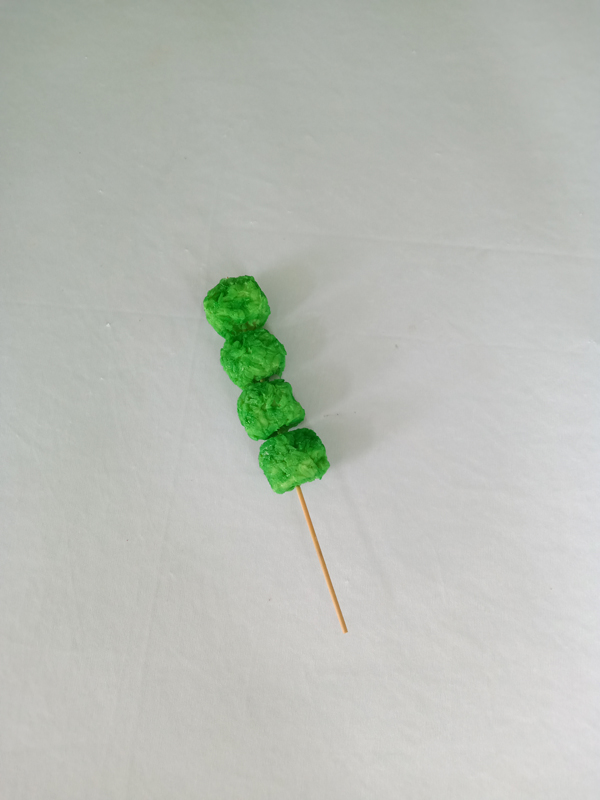 Cá cốm dẹp_mô hình xiên que bằng nhựa