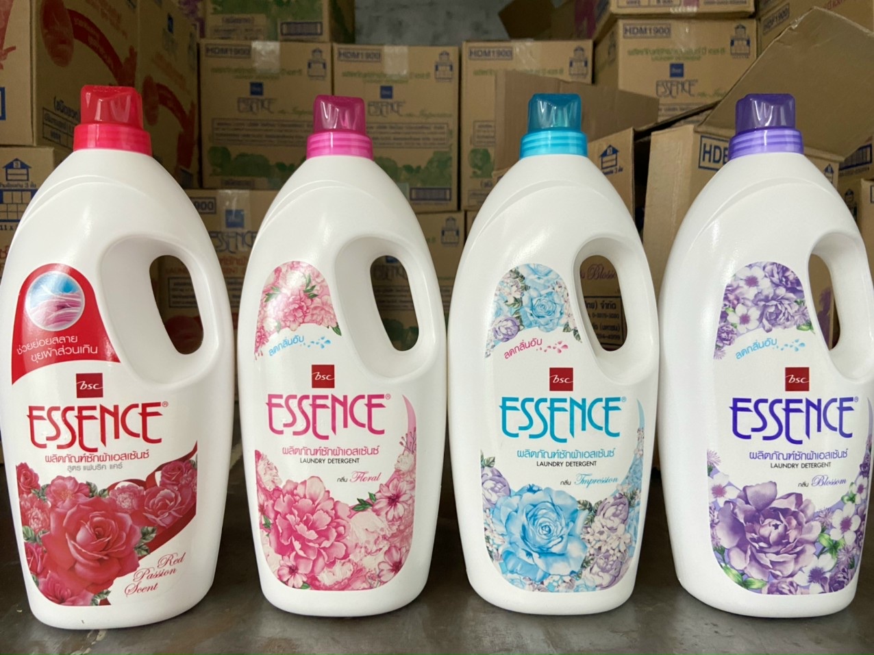 Nước giặt essence 1900ml