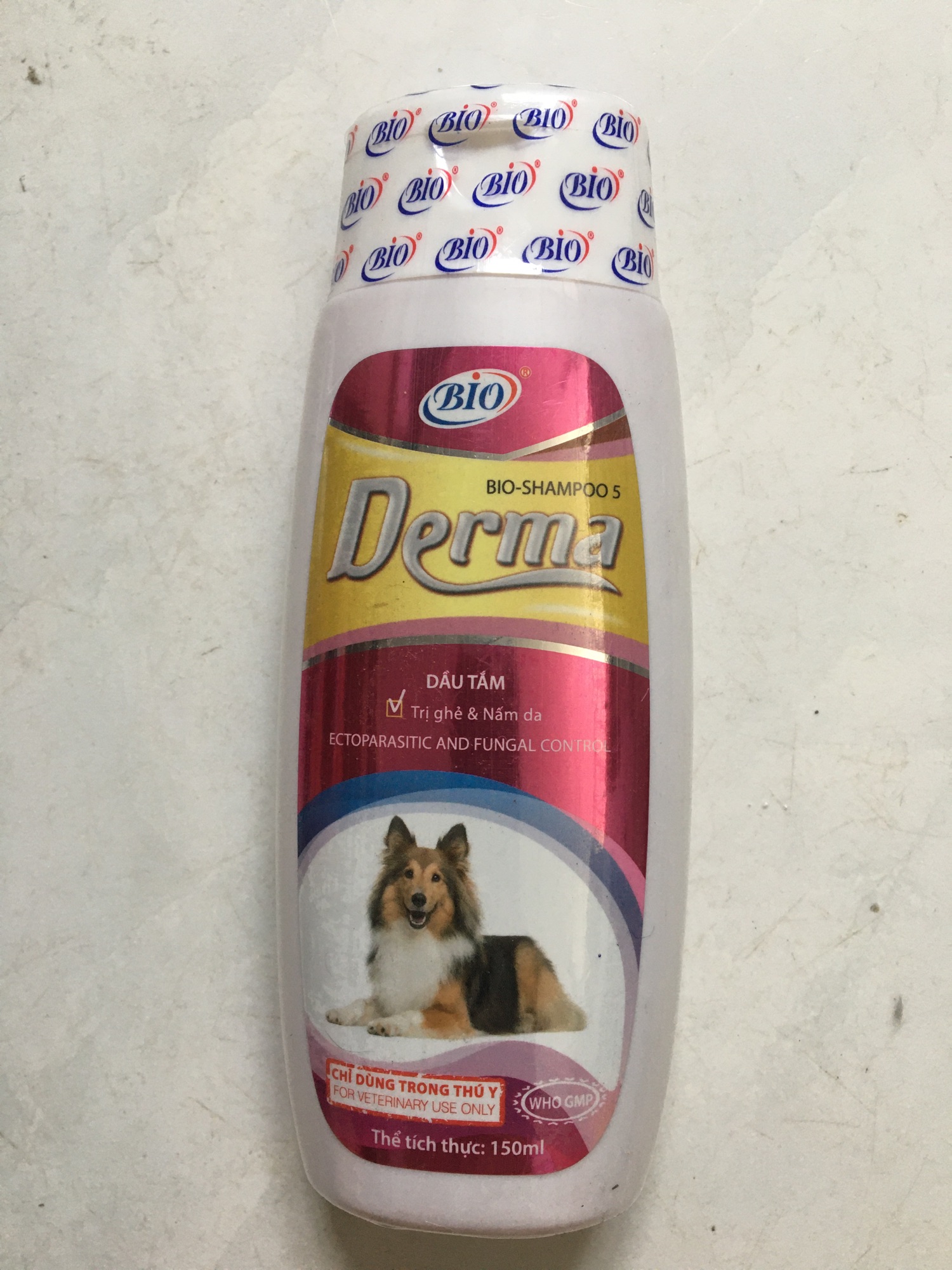 Sữa tắm chó mèo Bio-Derma 150ml, phòng ngừa ghẻ, nấm da trên chó mèo, giúp lông óng mượt, khử mùi hôi trên lông và da chó mèo, mùi thơm dễ chịu.