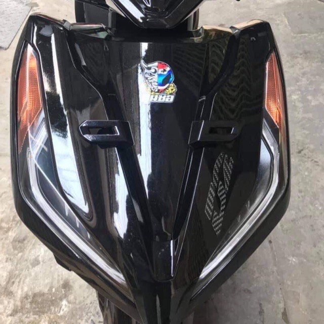 TEM DÁN XI NHAN VARIO 2018 FULL CAM KHÓI