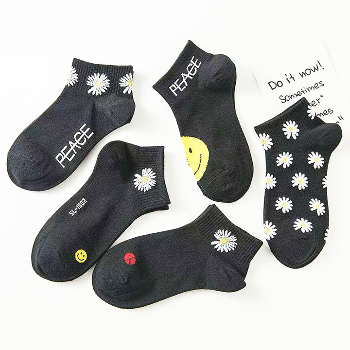 Tất họa tiết hoa cúc cổ ngắn,Tất 1 màu đen vải cotton thông thoáng, chống mùi, Vớ họa tiết hình hoa cúc siêu cute cho nam và nữ