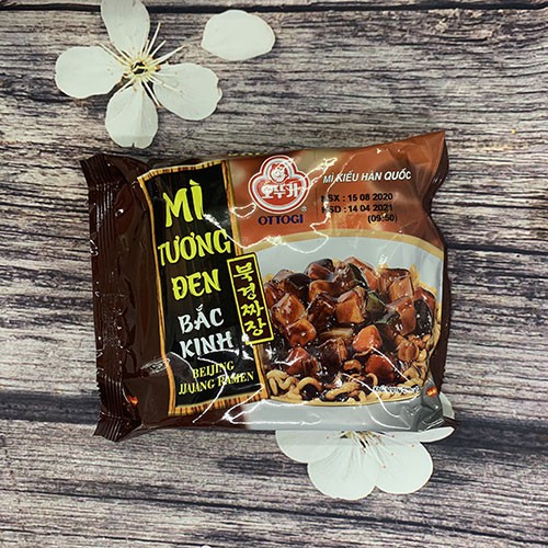 Mì tương đen bắc kinh ottogi 135g
