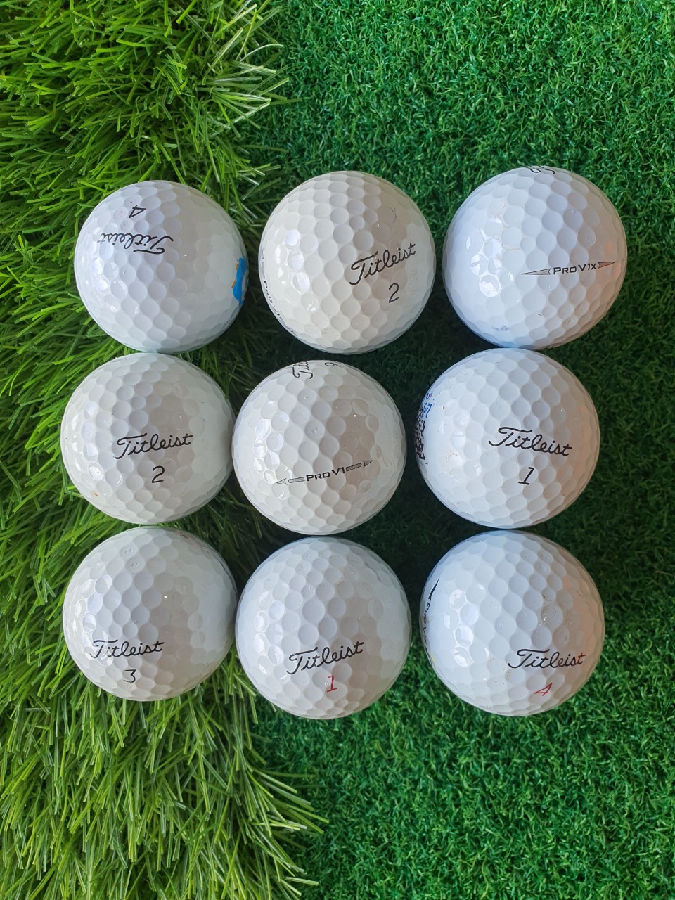 10 Quả Bóng Golf Titleist Pro V1, Bóng Chính Hãng Dành cho các Golfers Chuyên Nghiệp