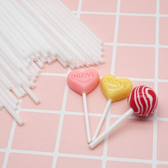 Set 100 que nhựa lollipop