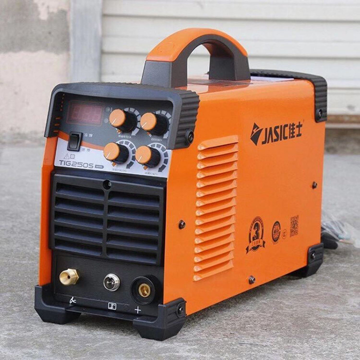 Máy hàn Jasic 250A 2 chức năng Hàn TIG và Hàn Que. Máy hàn đủ dòng, khỏe, bền bỉ, cho mối hàn đẹp. Hàn tốt que hàn điện thép và Inox