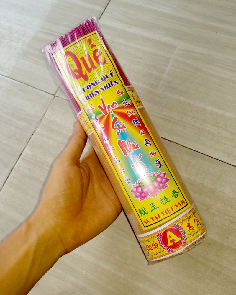 Nhang trầm hương quế hương thơm tự nhiên , thơm nhẹ không gắt mùi hoá chất