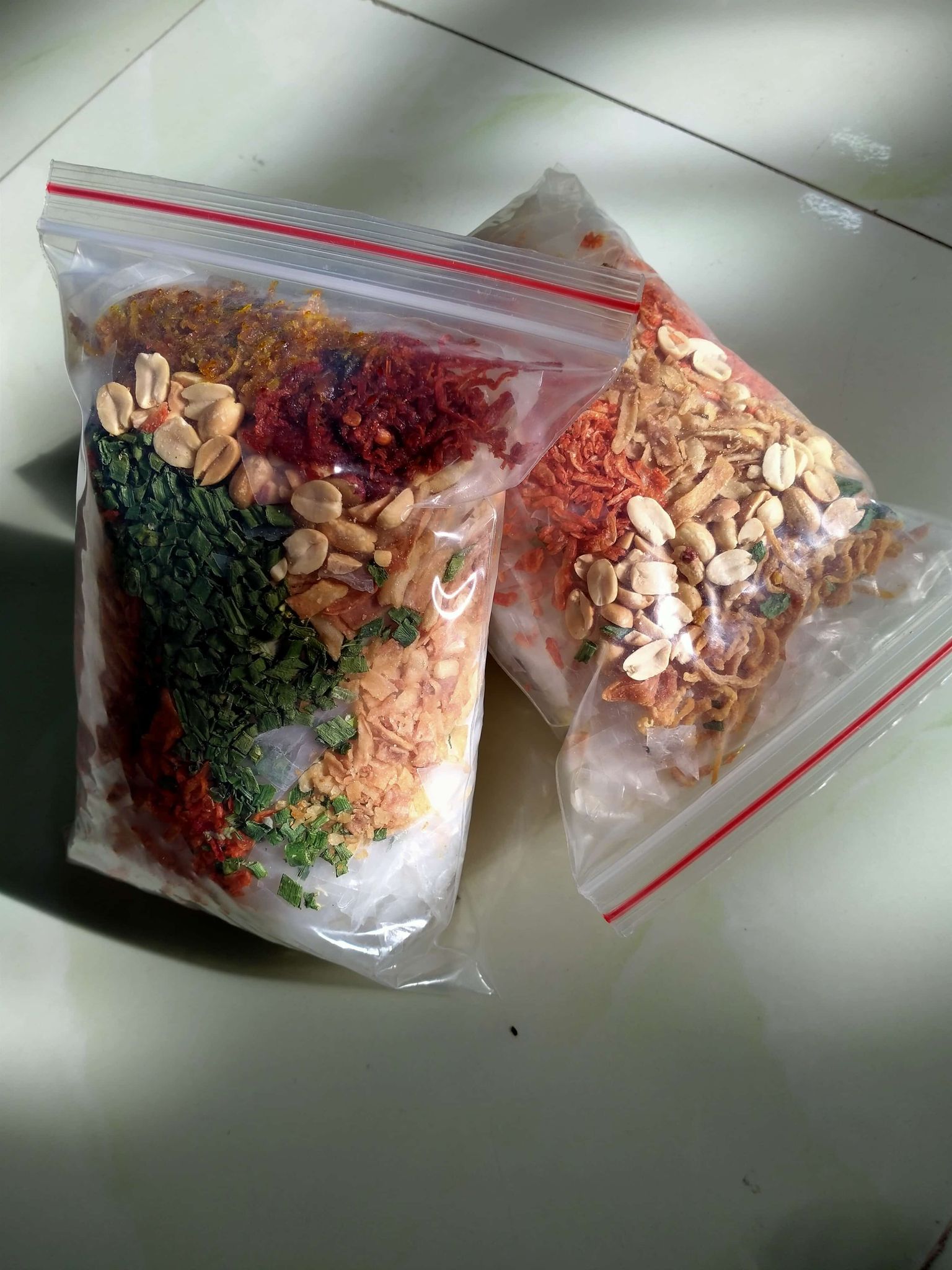 1 bịch bánh tráng trộn thập cẩm satế nước sốt mẹ