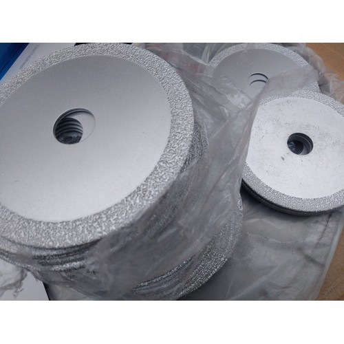 Lưỡi mài kính phi 100 lỗ 20 hàng loại 1 - đá mài