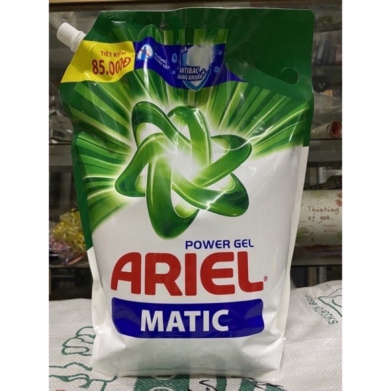 Nước giặt ariel 3,5L