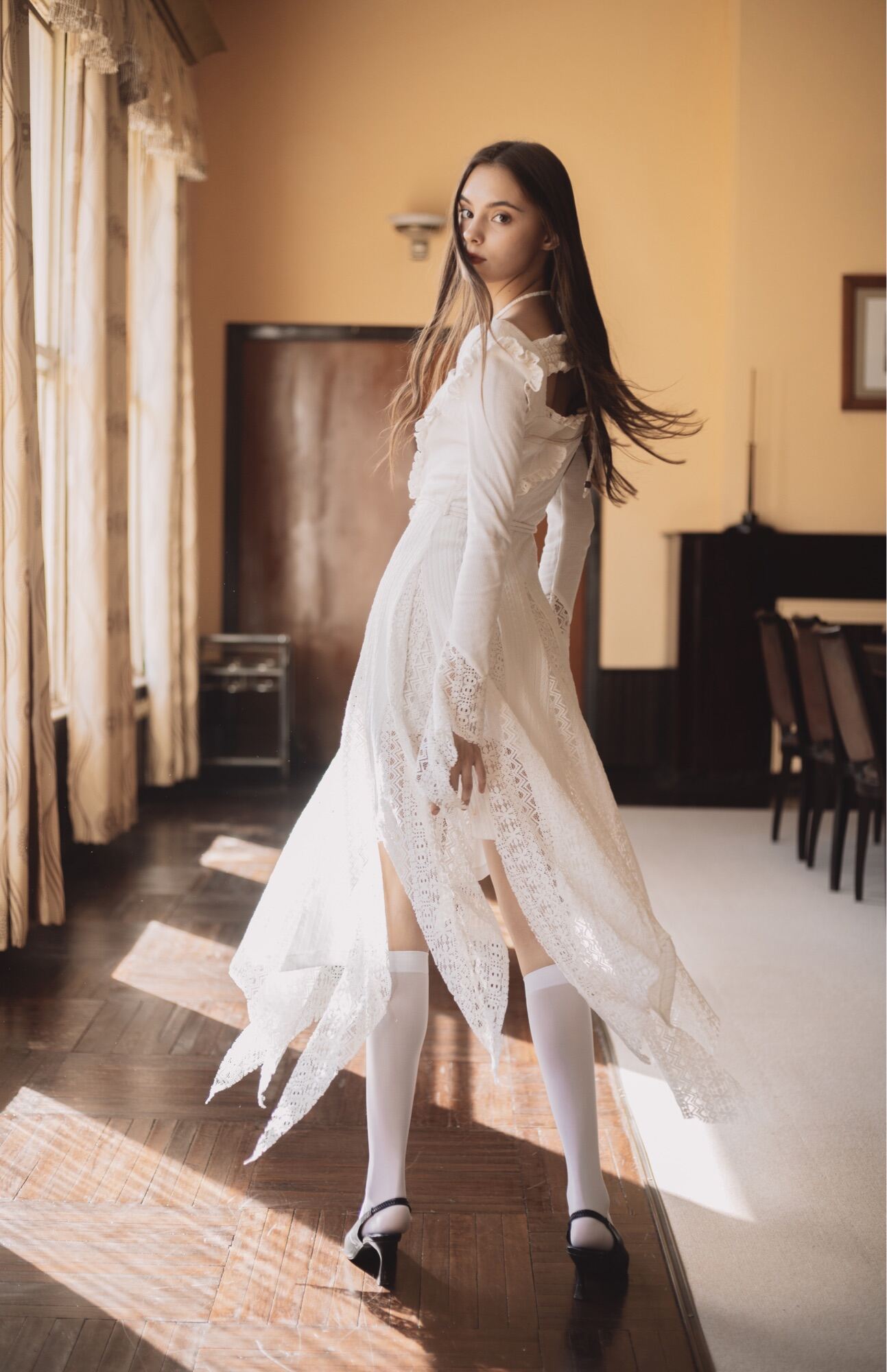 Florence Đầm ren Knitted Lace Dress