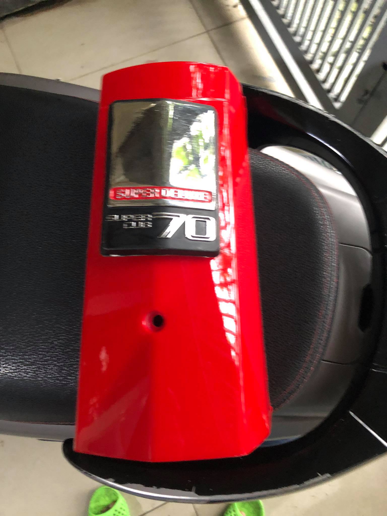 mặt nạ DD đỏ+tem xi cho honda DD70