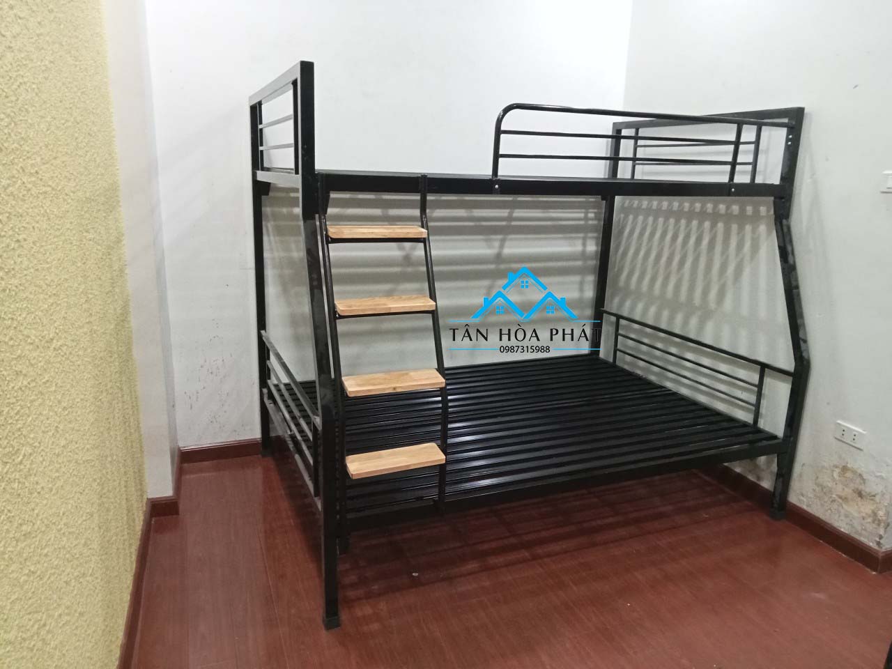 Giường 2 tầng sắt hộp vuông 4X4 nhiều kích thước màu đen Nội Thất Tân Hòa Phát