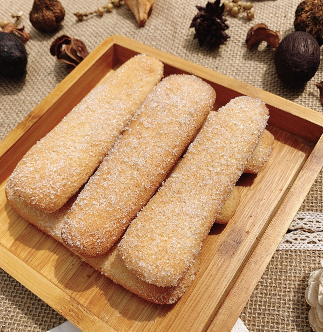 [HCM]Hủ 500gr Bánh sam banh (Sampa Ladyfinger) thơm ngon - Food by Mama