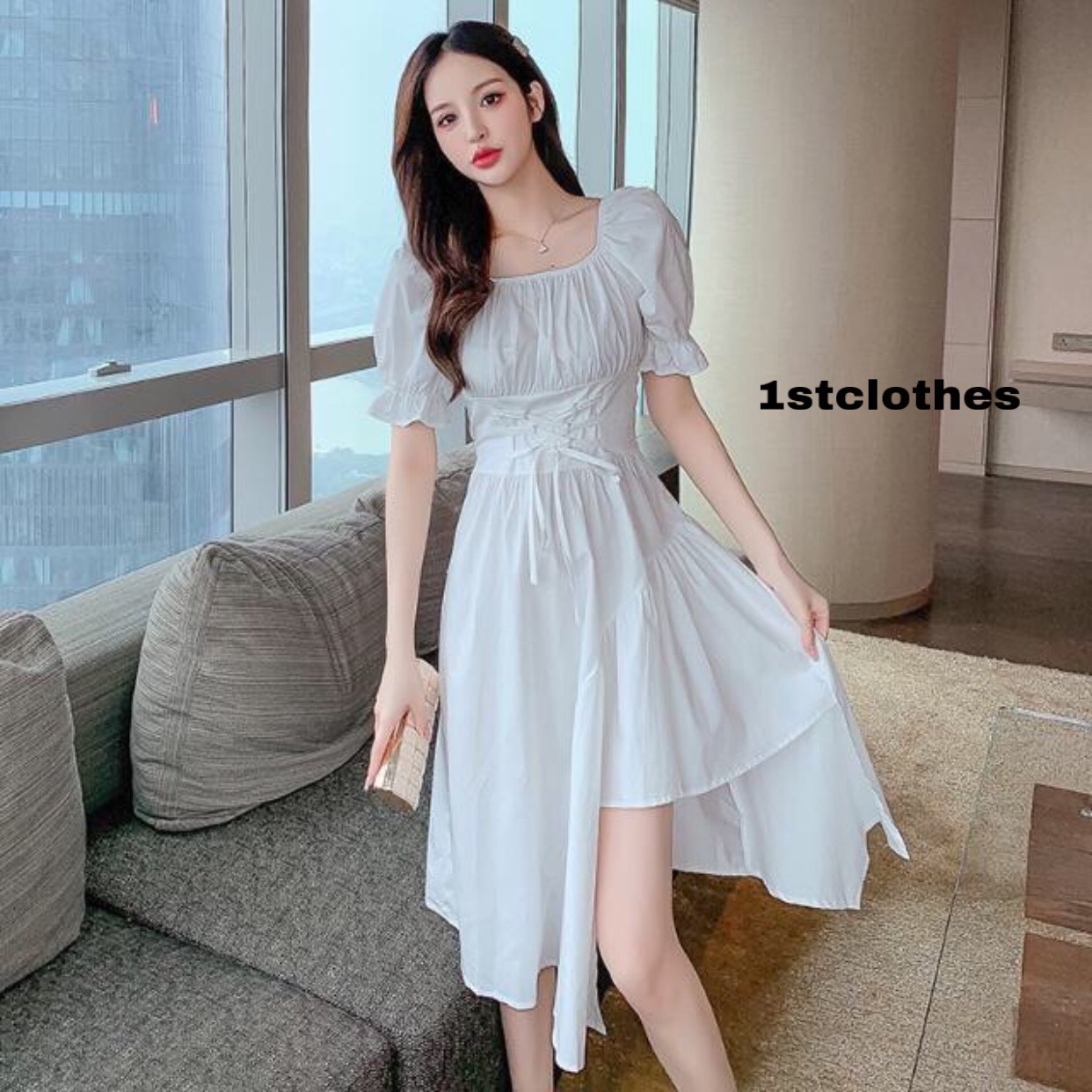Váy trễ vai tay bồng cổ vuông dáng suông lệch tầng đan dây màu đen trắng 1st clothes