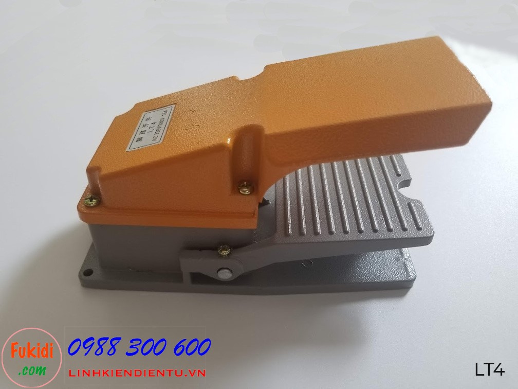 Công tắc bàn đạp LT4, thân vỏ nhôm đúc nguyên khối, công suất 15A/380VAC