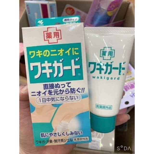 Gel khử mùi hôi nách Kobayashi Nhật Bản
