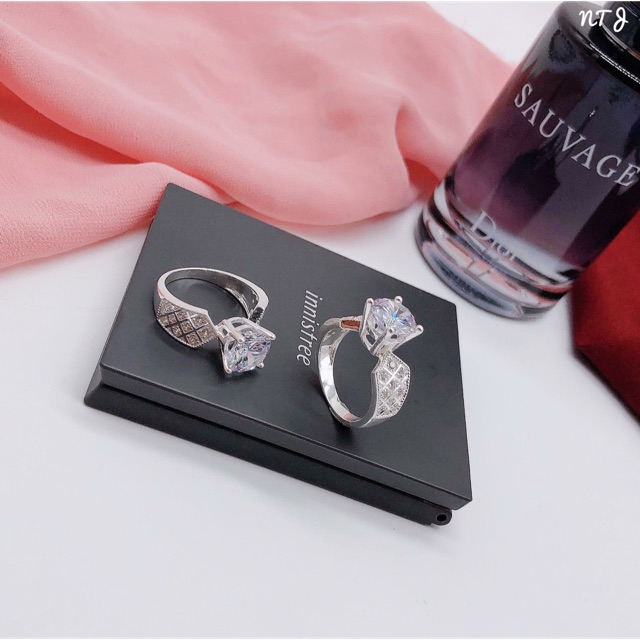 Nhẫn nữ đá cao sáng đẹp chuẩn bạc ta