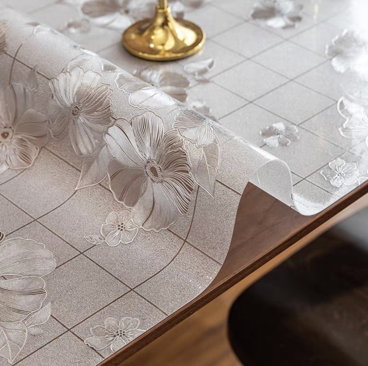 khăn trải bàn chống thấm tấm trải bàn pvc giả kính hoa Mộc Lan Trắng