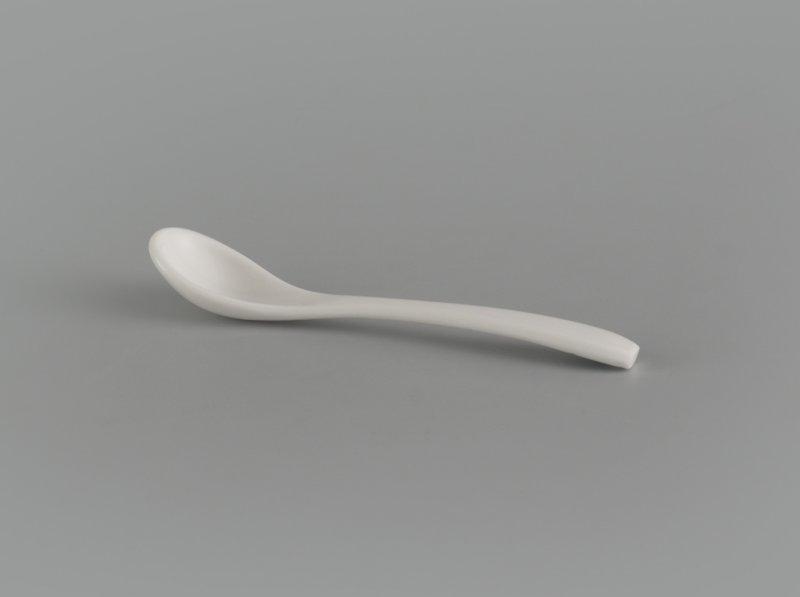 Bộ 2 muỗng cà phê Minh Long Jasmine Lys Trắng Ngà - hàng sứ cao cấp