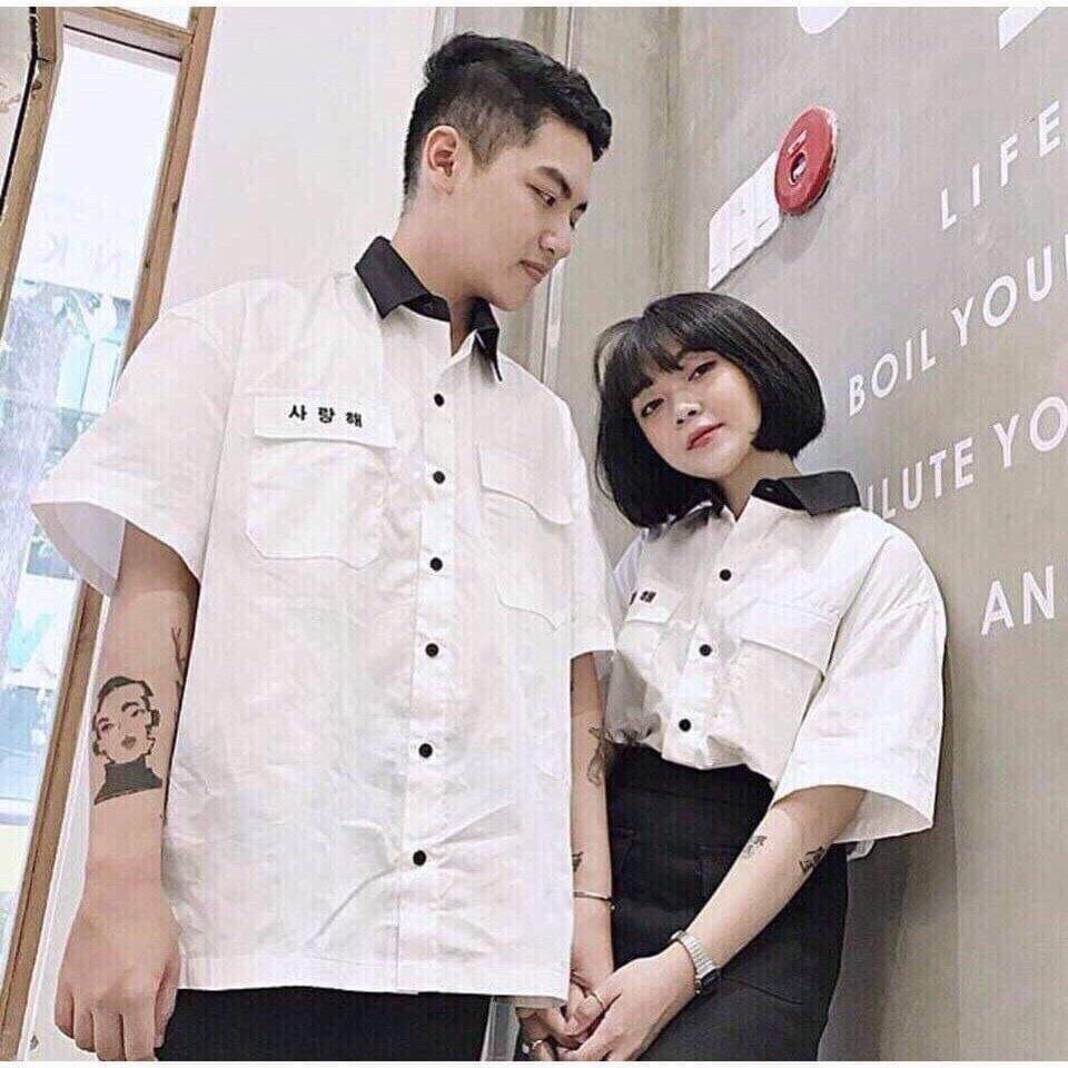 [Tặng Vòng Tay Dễ Thương][HCM]ÁO SƠ mi tay ngắn thêu chữ Hàn 2 Màu Trắng Đen Nam & nữ form rộng dưới 65kg