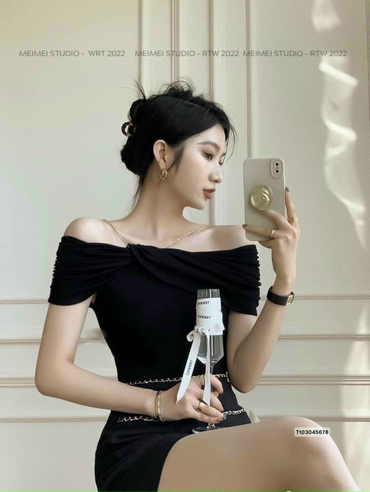 Áo bẹc vai xoắn ngực chất thun gân mềm,áo kiểu trễ vai phối xích,ly store