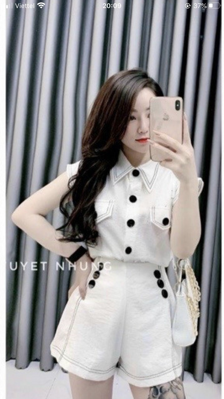 SÉT BỘ QUẦN ĐÙI LƯNG CAO ÁO KIỂU SƠ MI CÀI NÚT CỰC XINH VÀ SANG CHẢNH, CHẤT VON DÀY MỊN, TTSGR