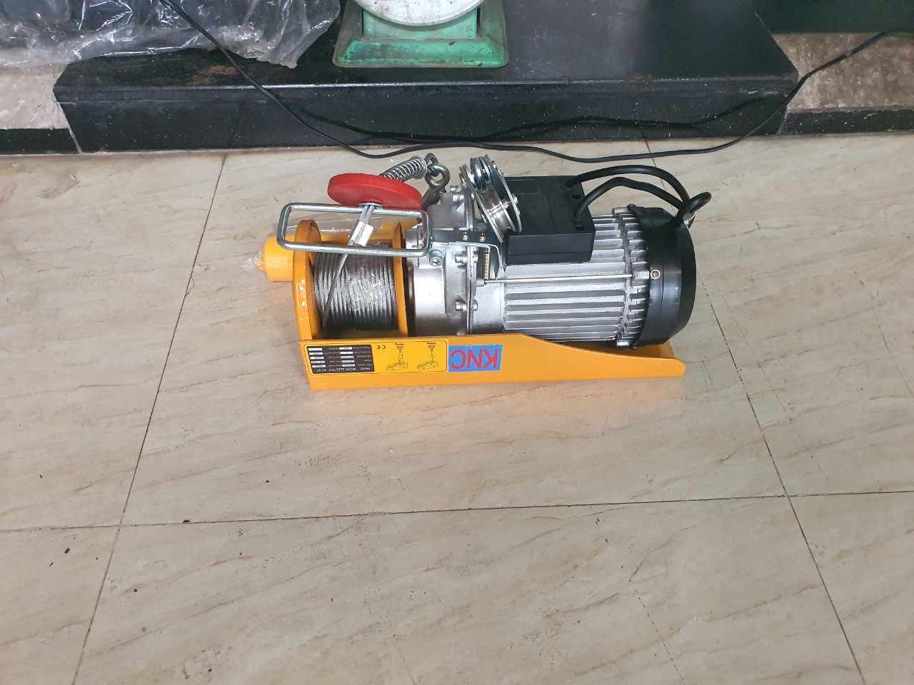 Máy tời treo pa400