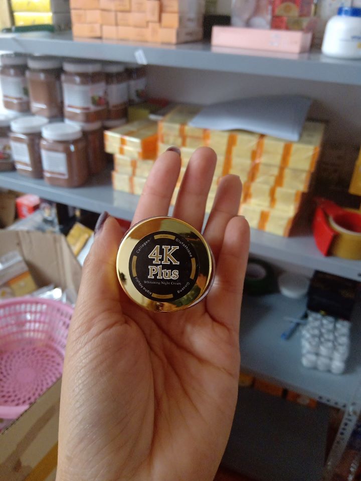 Berry mini thái lan mẫu dùng thử kem dưỡng trắng da mặt