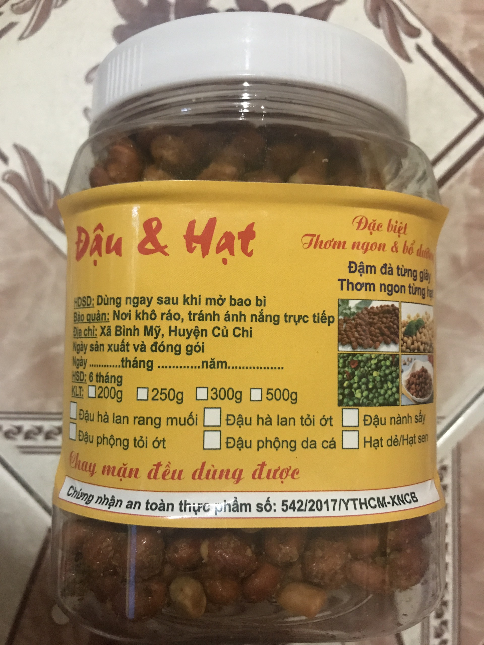 500gram Đậu phộng rang tỏi ớt loại 1, đóng gói hũ 500gram
