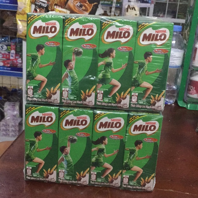1 vỉ 4 hộp milo 180ml