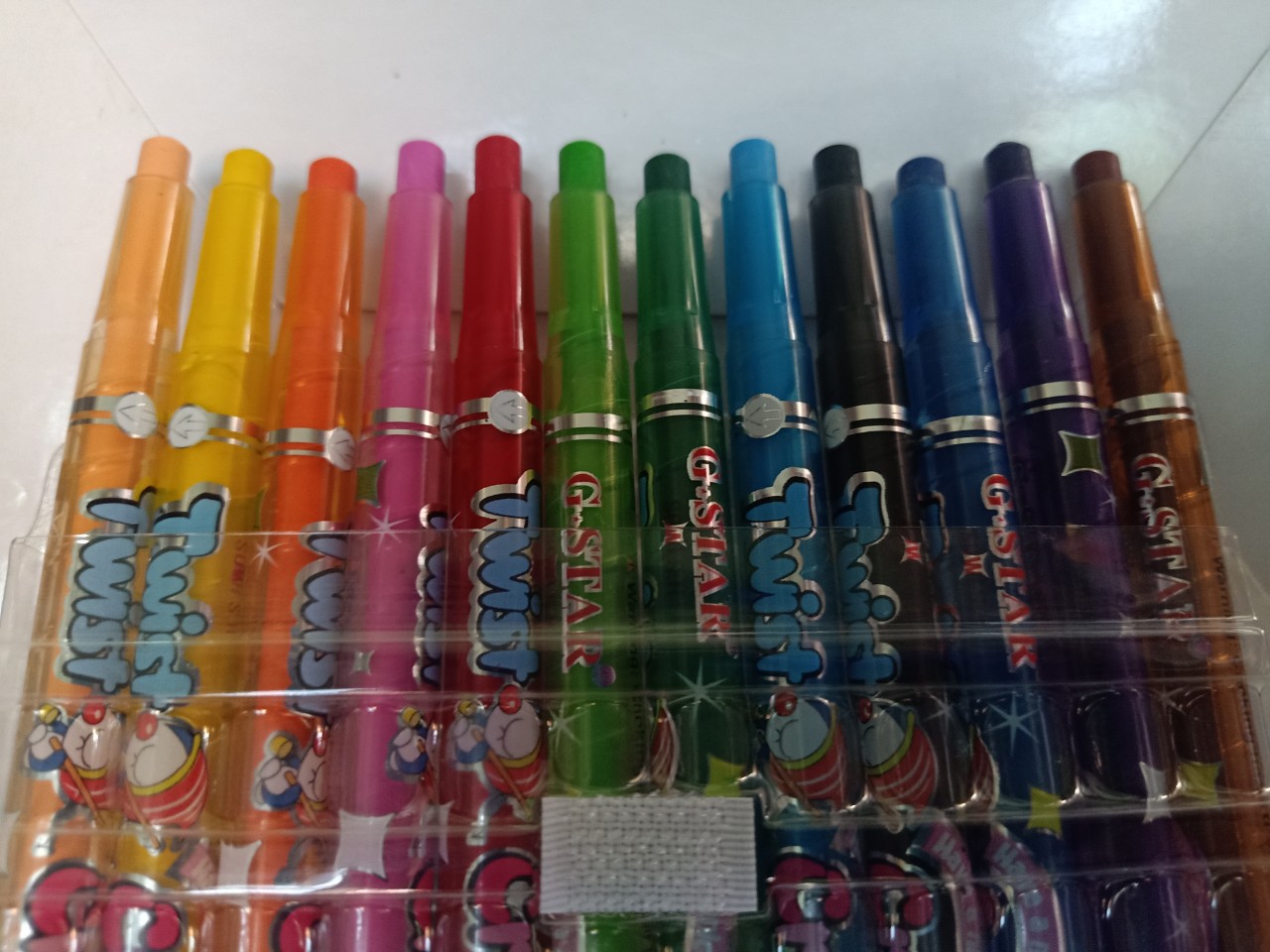 Sáp màu vặn 906 -12 cây hiệu gstar