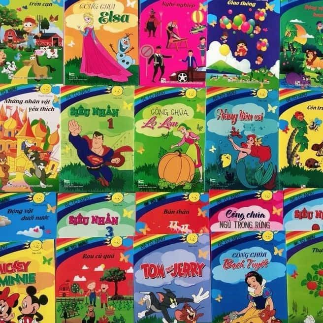 Bộ 20 quyển tập tô màu cho bé TẶNG KÈM HỘP BÚT SÁP MÀU