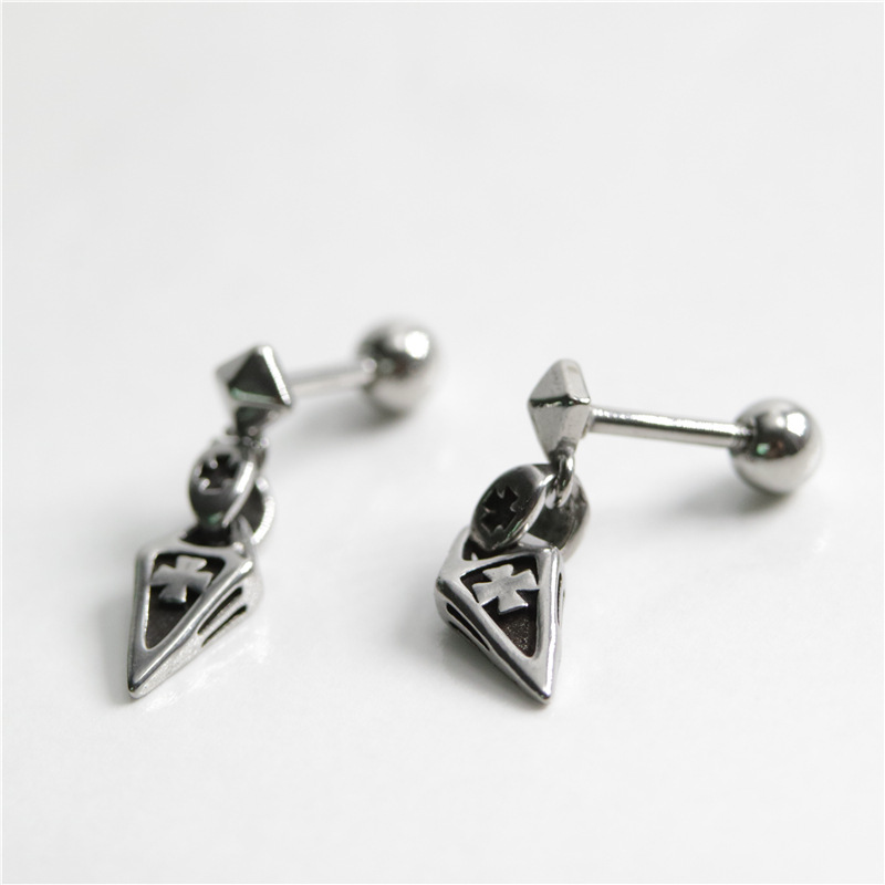 Bông tai Chrome Heart Cross bạc fullbox cao cấp có bảo hành.